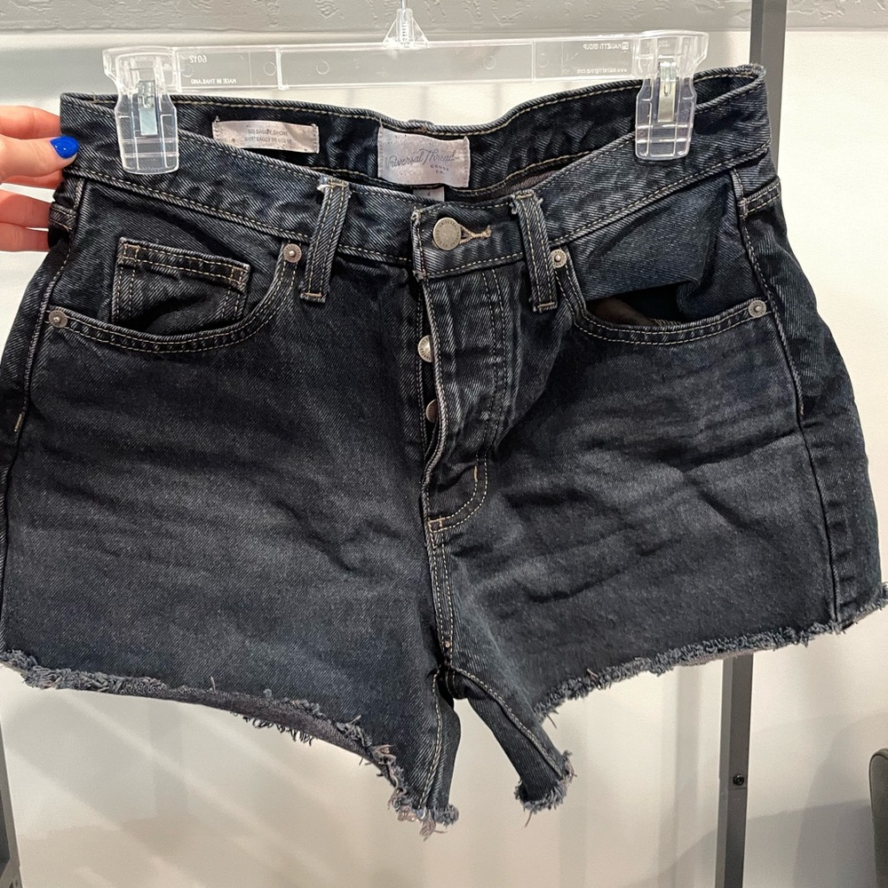 Cutoff short!!